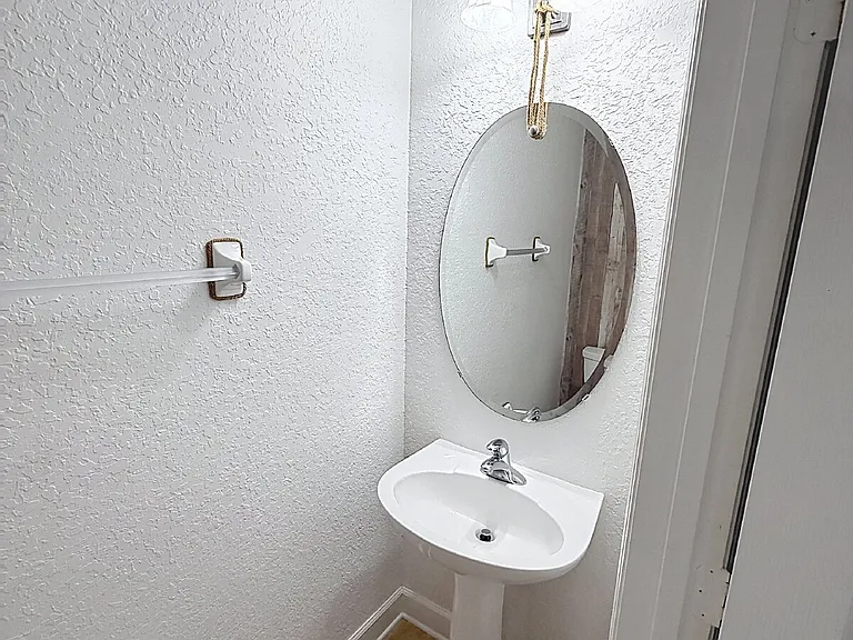 2931 Metro Sevilla Dr #103 — Photo 20
