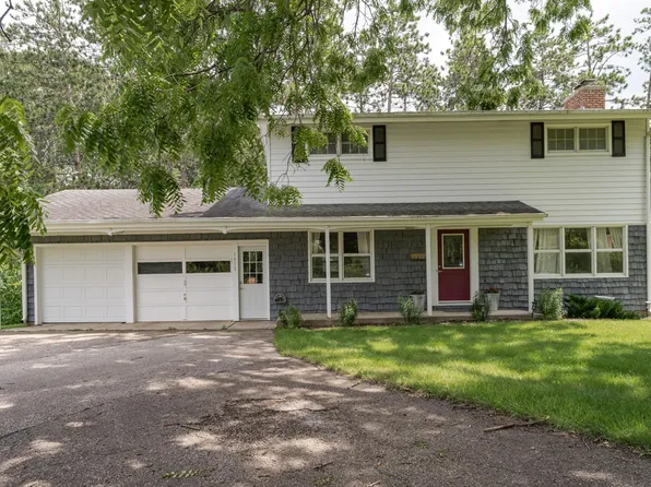 1672 6th Ave SW, Rochester, MN 55902