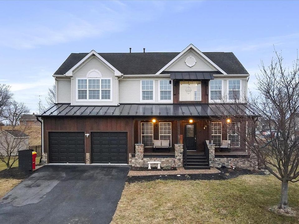 1st image of 3831 Rolling Hills Dr