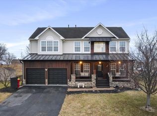 3831 Rolling Hills Dr, Greencastle, PA 17225