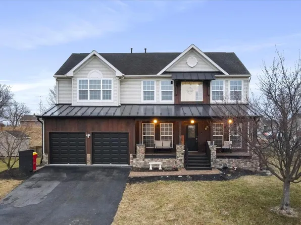 3831 Rolling Hills Dr, Greencastle, PA 17225