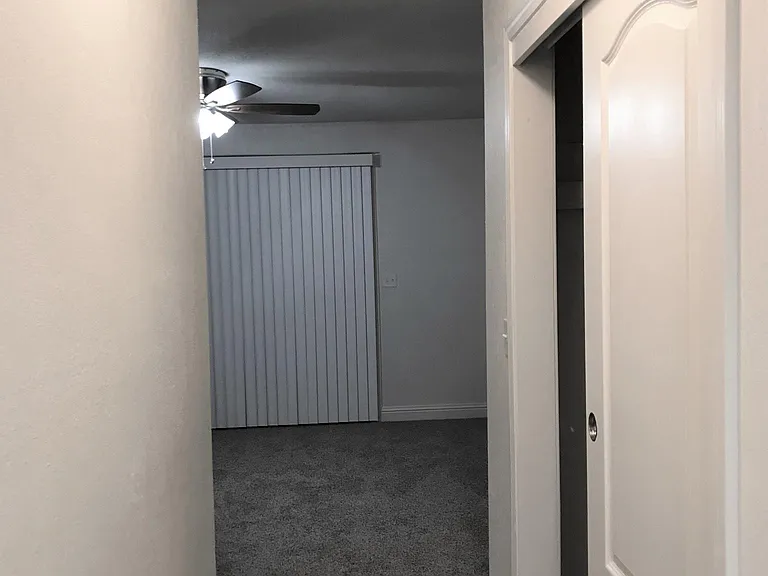 1131 Tulare St — Photo 3