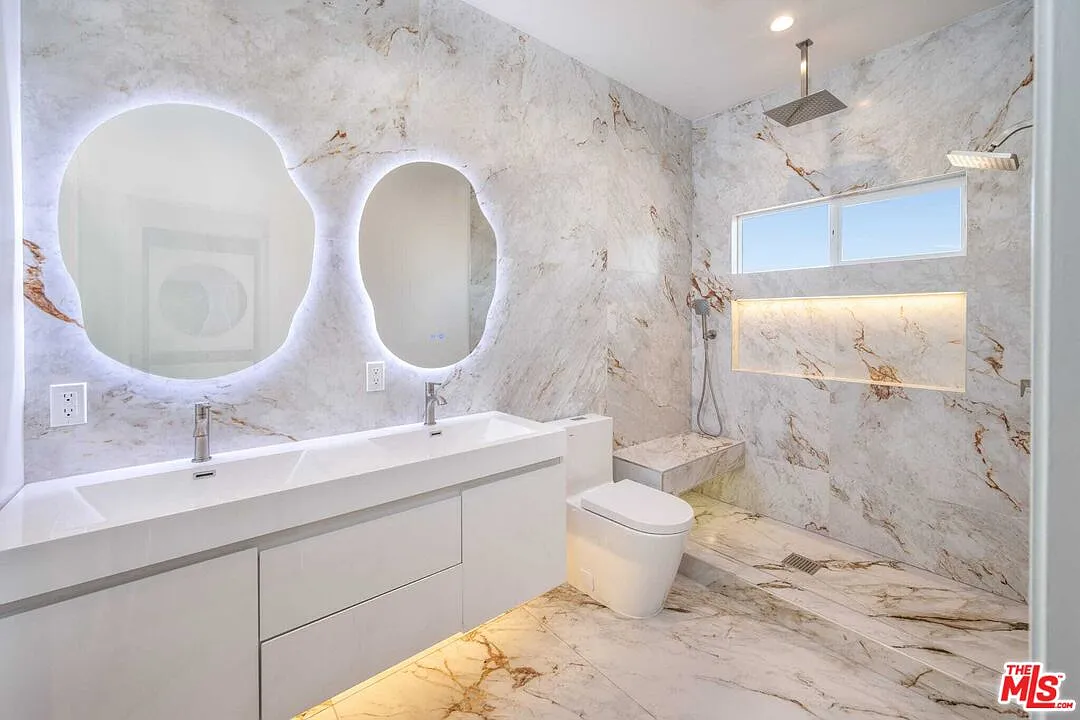 2 bed, 1.0 bath, $3,650 — Photo 1