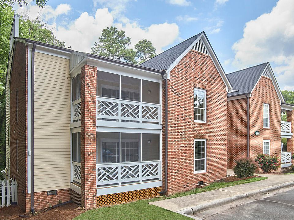 1st image of 1005 Kingswood Dr APT E