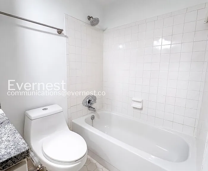 20564 Strath Haven Dr — Photo 9