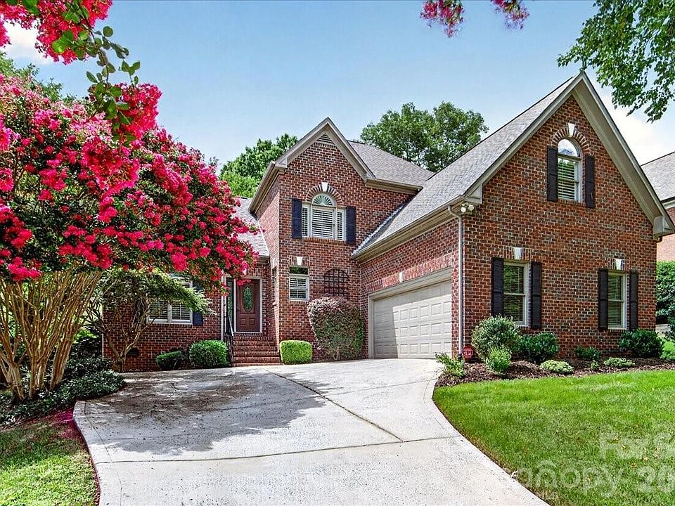 1st image of 6784 Lynrose Ct
