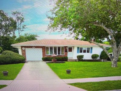 50 Mills Pond Road, Saint James, NY, 11780