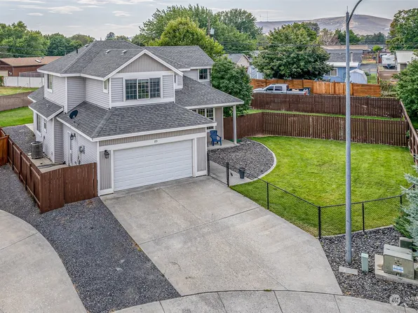 85 1st Circle NE, Ephrata, WA 98823