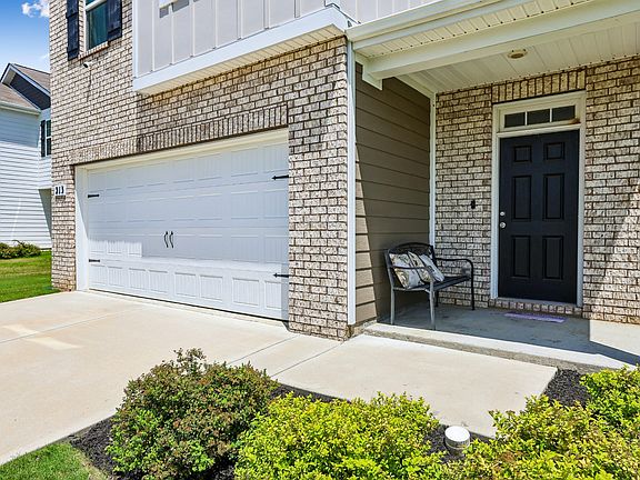 4th image of 213 River Forest Dr