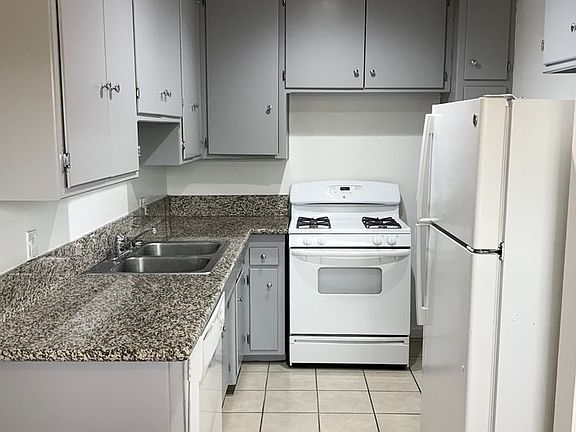 5th image of 3345 Mentone Ave APT 3