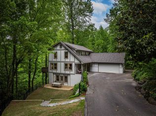 2727 Smyer Rd, Vestavia Hills, AL 35216