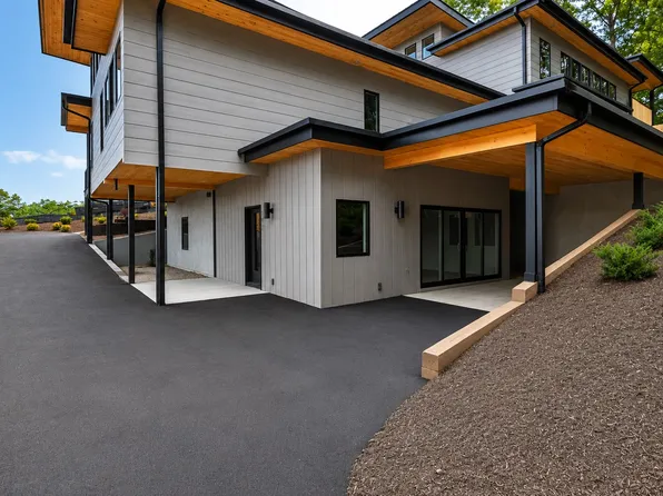 197 Mountain Laurel Ridge #1, Franklin, NC 28734