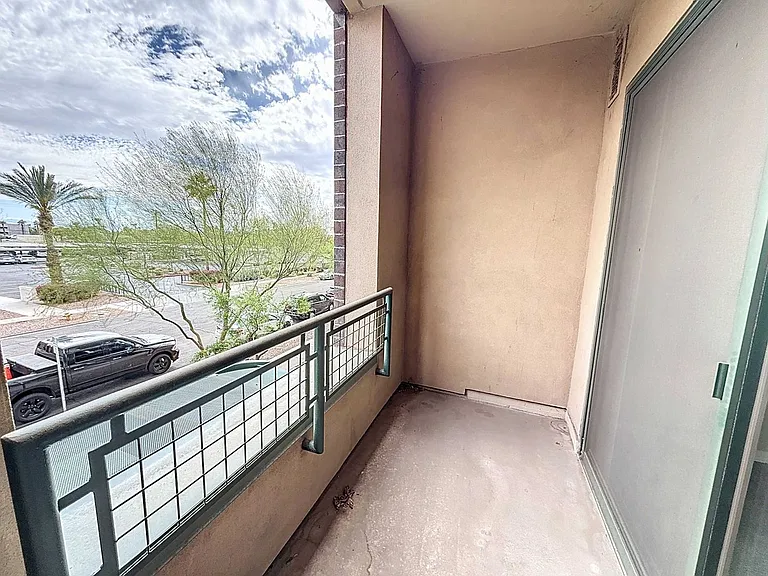 16 W Encanto Blvd #2 — Photo 12