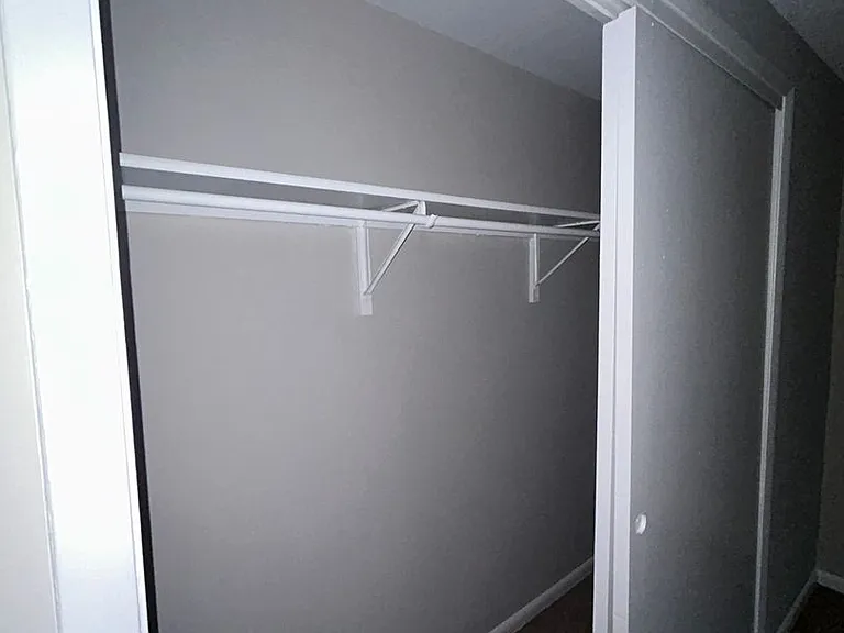 Coventry Court Townhomes — Photo 171