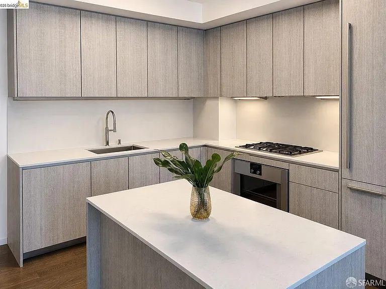 318 Main St #5D — Photo 4