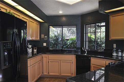 4th image of 1949 Twin Creeks Ct