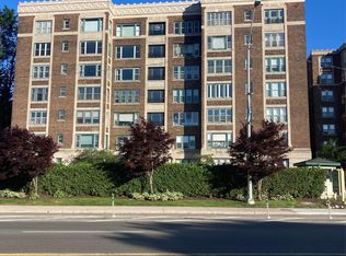 8120 E Jefferson Ave APT 7H, Detroit, MI