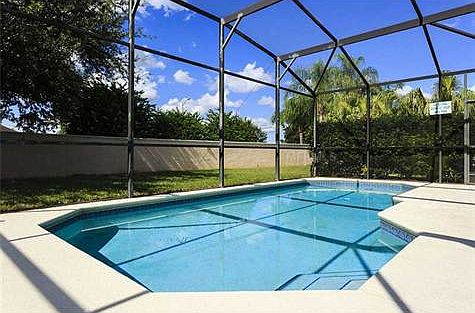 4th image of 8070 King Palm Cir