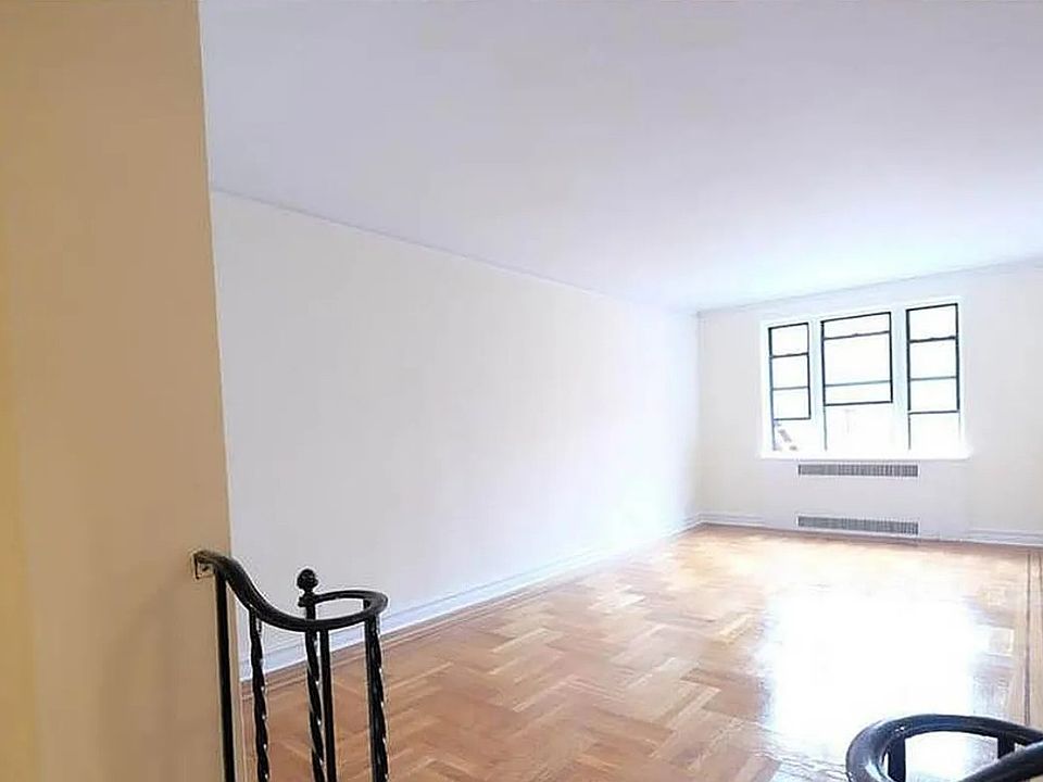 1st image of 2845 University Ave #6BB