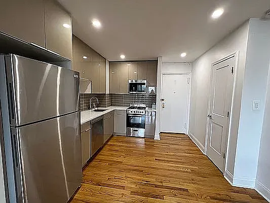 123-10 Ocean Promenade #2M — Photo 3