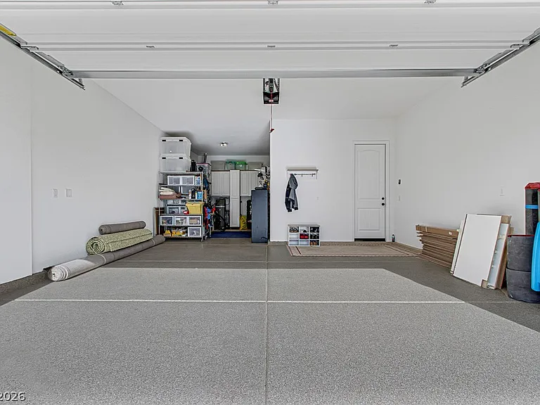 10930 Krista Leigh Ave — Photo 40