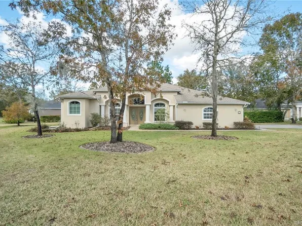 1 Stokesia Ct N, Homosassa, FL 34446