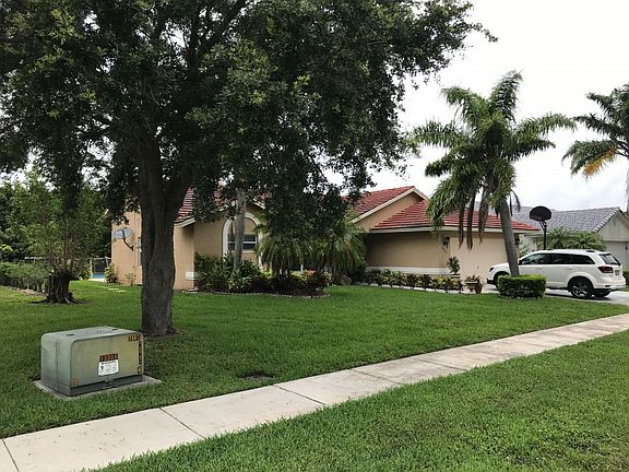 2nd image of 10549 Paso Fino Dr