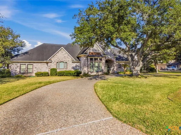 115 Alameda Cir, Victoria, TX 77904