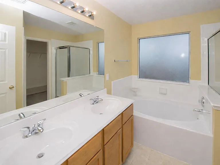 6430 Binalong Dr — Photo 9