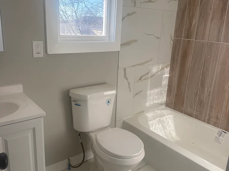 105 Schley St #1 — Photo 3