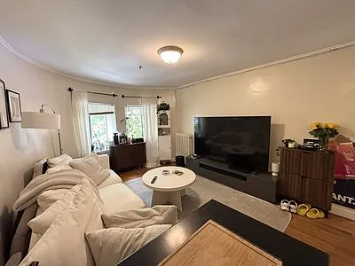 1477A Beacon St #105 — Photo 2