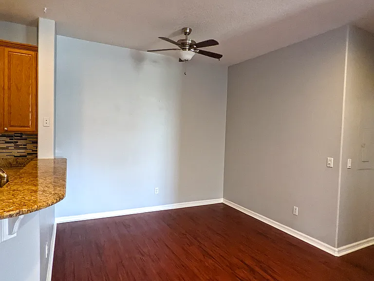 13427 Fountain Bleau Dr — Photo 5