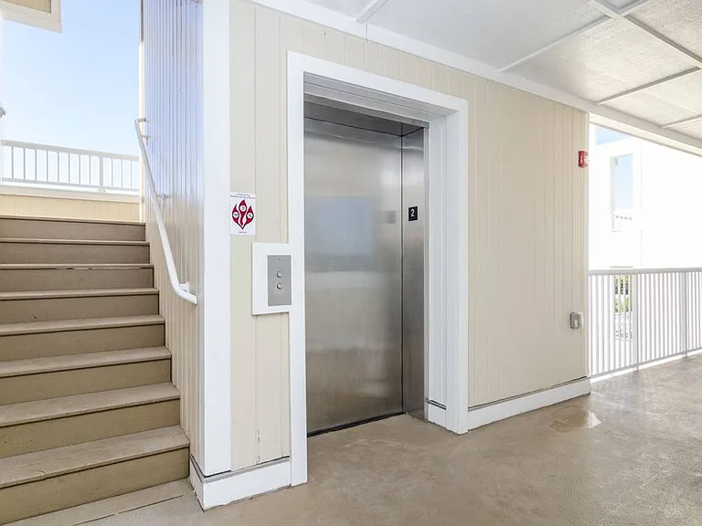 2510 N Lumina Ave #F — Photo 29