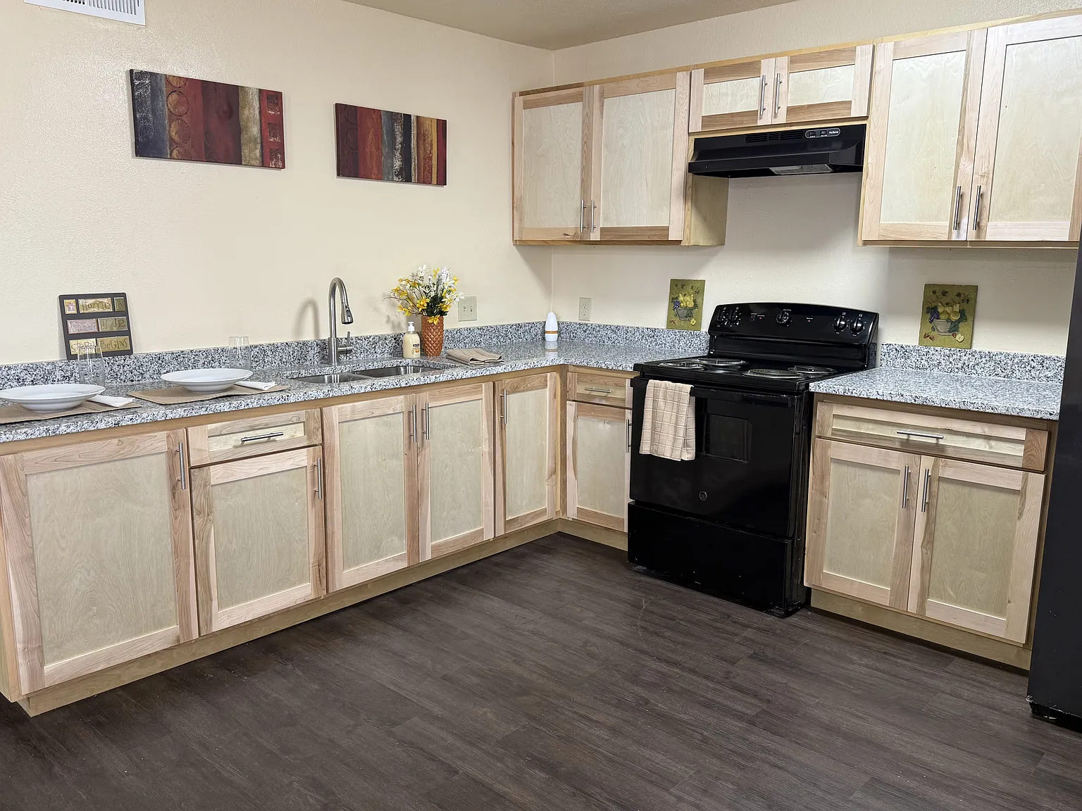 Delmar Place Apartments — Photo 3