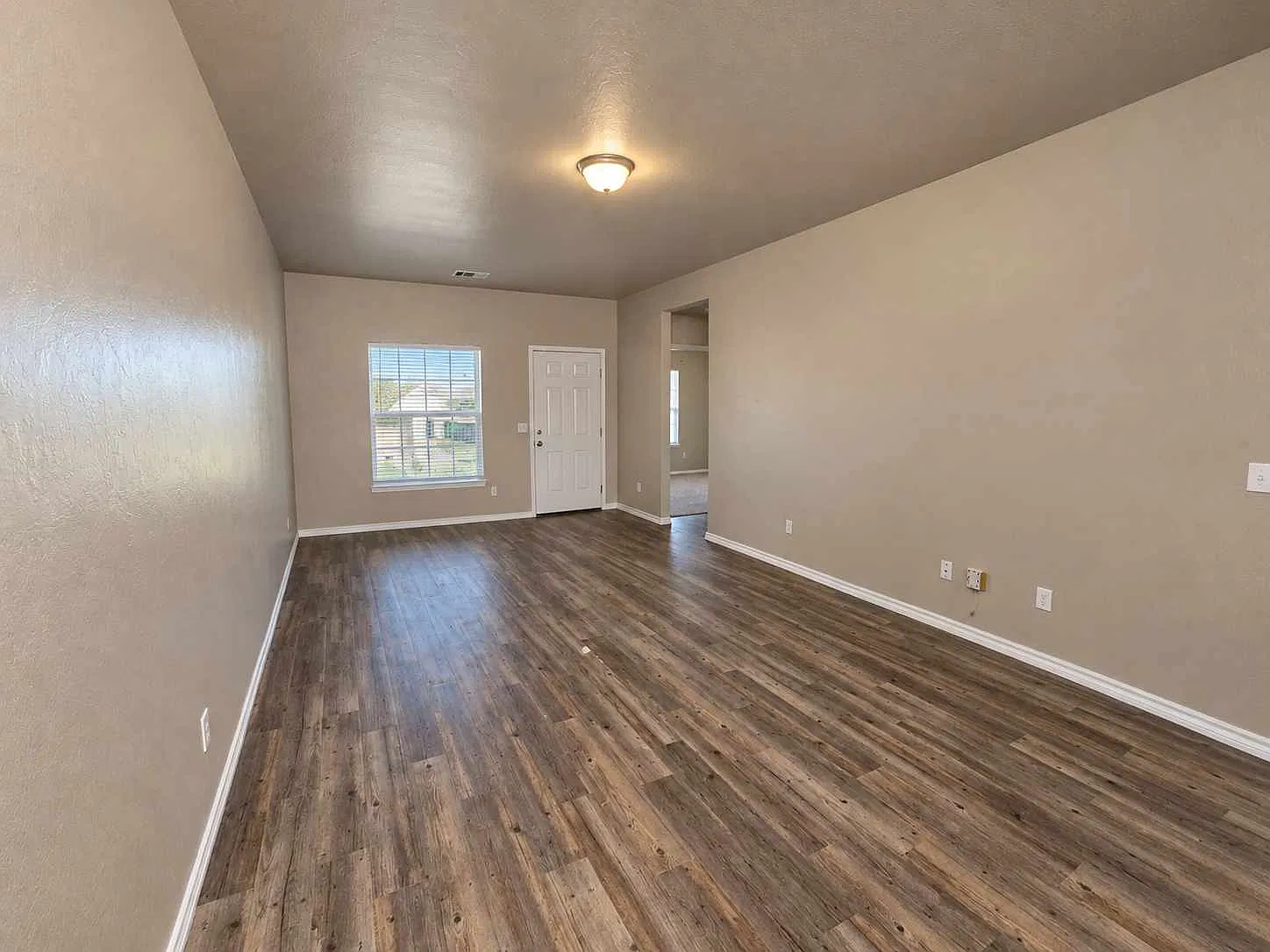 4 bed, 1691 sqft, $1,750 — Photo 4