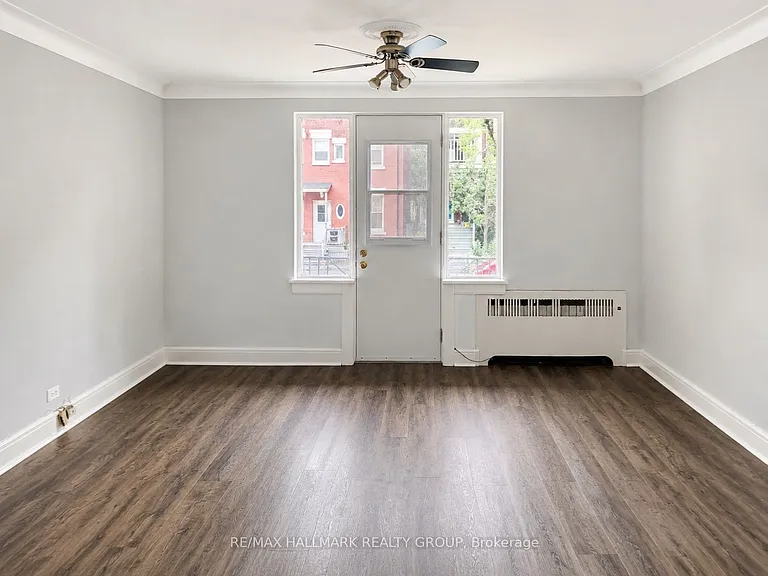 20 Charlotte St #2 — Photo 4