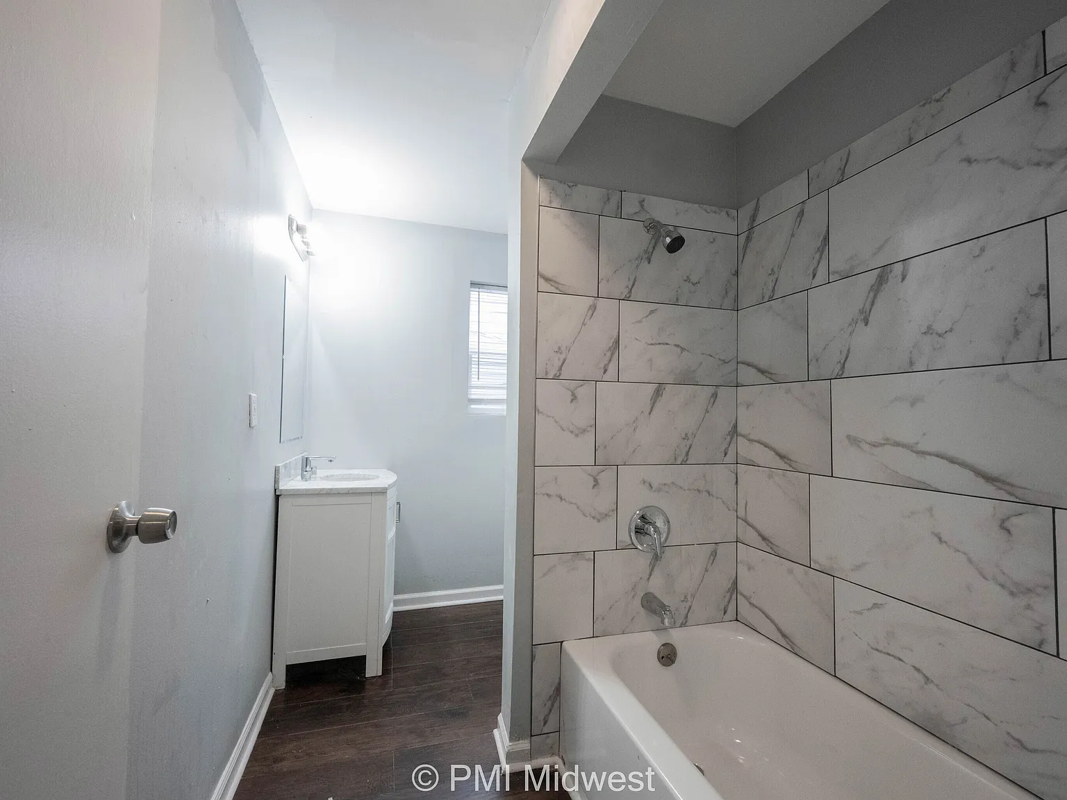 2457 Shelby St — Photo 4