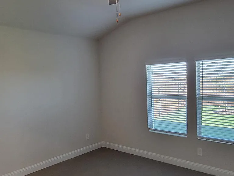 2371 Aspen Hill Dr — Photo 37