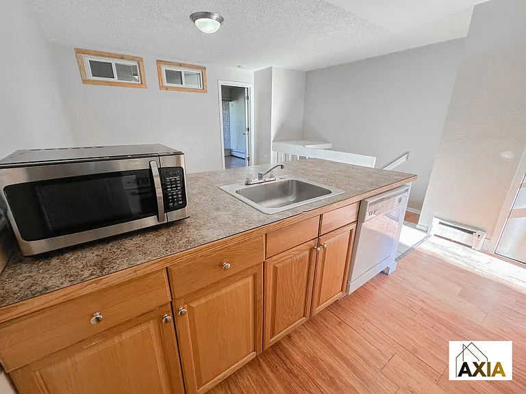 1200 College Ave #106 — Photo 2
