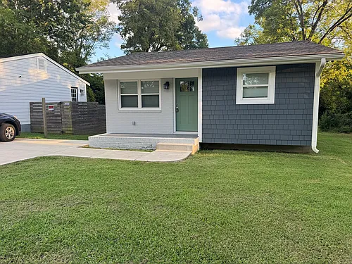 1112 Hightower St Photo 1