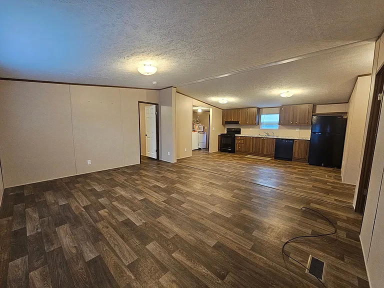 Lakewood Estates (TX) — Photo 11