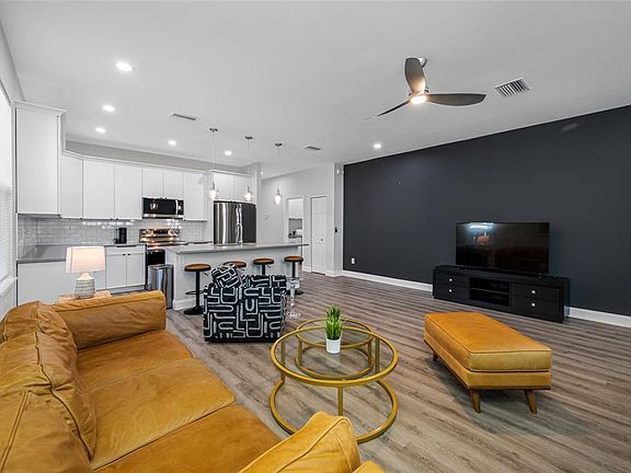 5th image of 2144 43rd Terrace N