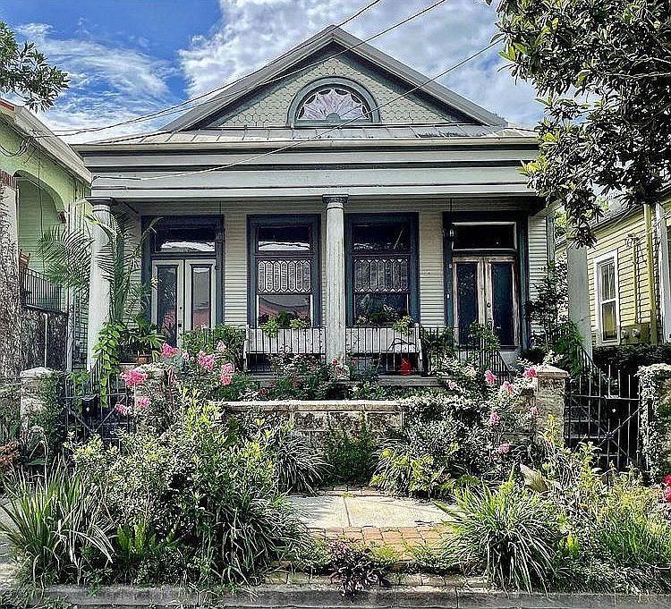 2nd image of 163 Alix St