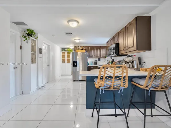 827 NW 114th St, Miami, FL 33168