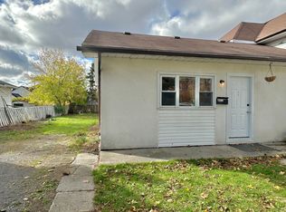 26 Mercia St #1, Quinte West, ON K8V 2P3