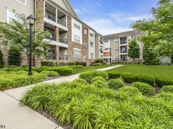 7203 Minuteman Ln #7203, Franklin Twp., NJ 08873