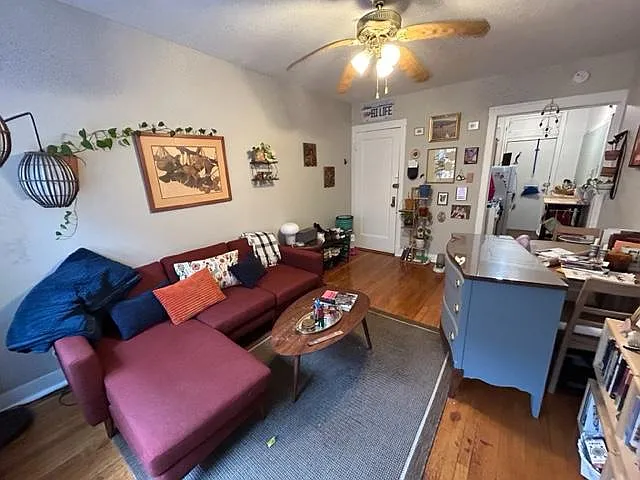 6643 N Newgard Ave #1E — Photo 4