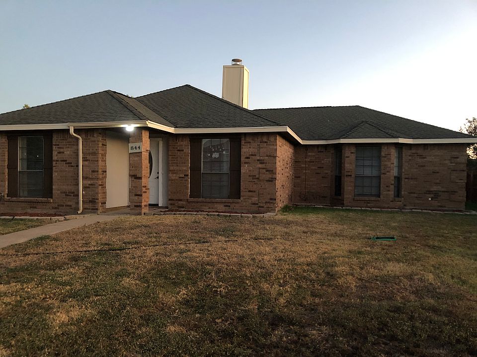1st image of 844 Arbor Downs Dr
