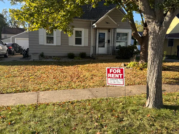 412 Adams Ave, Cuyahoga Falls, OH 44221