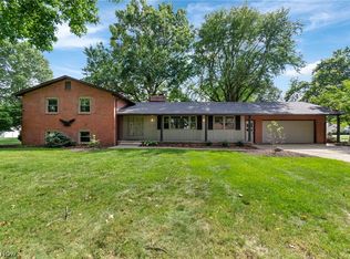 1212 Buena Vista St NE, Canton, OH 44714